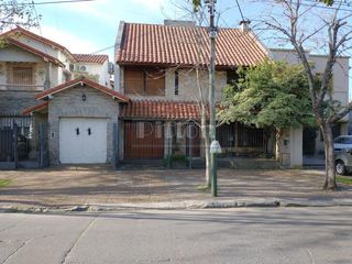 Foto 1 de Casa - Banfield Este