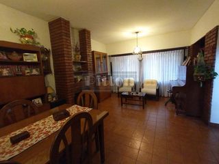 Foto 2 de Casa - Banfield Este