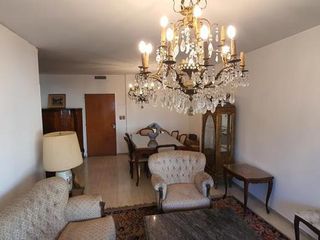 Foto 4 de Vendo PISO ENTERO en Centro de Córdoba!!200 mts cubiertos!!!Excelente ubicación!