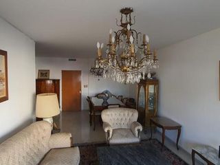 Foto 3 de Vendo PISO ENTERO en Centro de Córdoba!!200 mts cubiertos!!!Excelente ubicación!