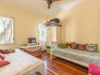 Foto 13 de Venta casa 4/5 ambientes en excelente estado, detalles de calidad, mucha luz. Caballito