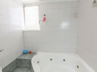 Foto 24 de Venta casa 4/5 ambientes en excelente estado, detalles de calidad, mucha luz. Caballito