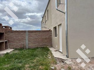 Foto 25 de En Venta, dúplex 2 dormitorios,  B° Bella Vista Plottier
