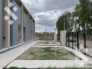 Foto 3 de En Venta, dúplex 2 dormitorios,  B° Bella Vista Plottier