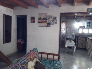 Foto 4 de Casa en venta - 1 Dormitorio 1 Baño - 426Mts2 - Arana, La Plata