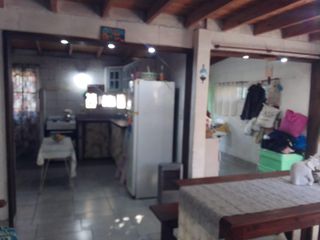 Foto 6 de Casa en venta - 1 Dormitorio 1 Baño - 426Mts2 - Arana, La Plata