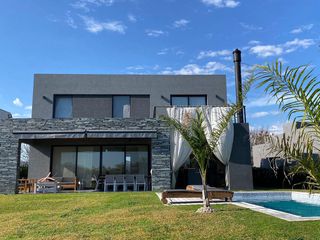 Foto 17 de Casa en venta El Canton Barrios Islas a la laguna 2593