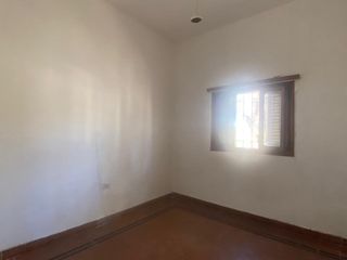 Foto 9 de Casa Esquina en 9 de Julio y Francisco Muñiz, a reciclar, oportunidad.