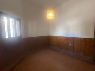 Foto 10 de Casa Esquina en 9 de Julio y Francisco Muñiz, a reciclar, oportunidad.