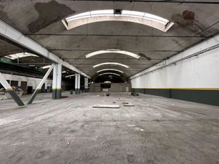 Foto 11 de DEPOSITO EN INMEJORABLE UBICACION SOBRE PANAMERICANA OLIVOS - ALQUILADO
