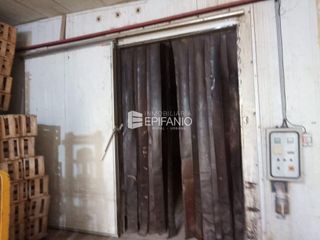 Foto 8 de Venta - Dos cámaras de frio zona Cervantes - A008