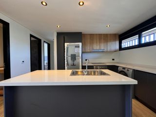 Foto 4 de ARENAS 5 VENTA DESDE EL POZO CON COCHERA Y PILETA