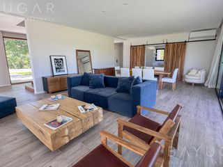 Foto 10 de Venta Casa - Barrio El Millord / Pilara - Vista a cancha de polo