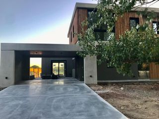 Foto 3 de Venta Casa - Barrio El Millord / Pilara - Vista a cancha de polo