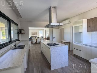 Foto 6 de Venta Casa - Barrio El Millord / Pilara - Vista a cancha de polo