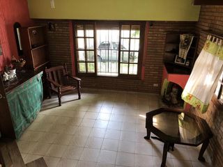 Foto 1 de Casa - Lomas de Zamora Oeste