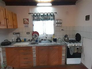 Foto 3 de Casa Centrica en El Bolson   2 departamentos en terreno de 464m2