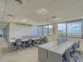 Foto 18 de PISO CORPORATIVO 1240 m2 DE GRAN CATEGORÍA EN VICENTE LÓPEZ