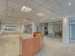 Foto 3 de PISO CORPORATIVO 1240 m2 DE GRAN CATEGORÍA EN VICENTE LÓPEZ