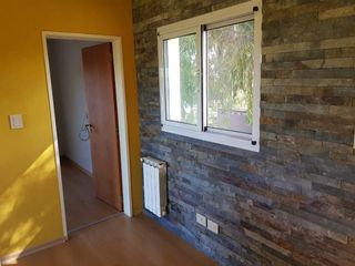 Foto 12 de Casa en venta - 4 Dormitorios 3 Baños - Cochera - 836Mts2 - La candida.