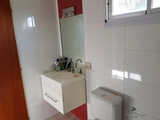 Foto 7 de Casa en venta - 4 Dormitorios 3 Baños - Cochera - 836Mts2 - La candida.