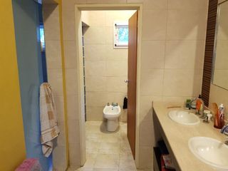 Foto 17 de Casa en venta - 4 Dormitorios 3 Baños - Cochera - 836Mts2 - La candida.