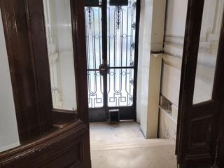 Foto 2 de Departamento de 4 ambientes y dependencias en venta