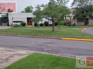 Foto 36 de Moderna Casa en San Matias c/Pileta -OPORTUNIDAD