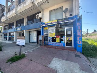 Foto 1 de Local y Depto 2 amb. en General Madariaga