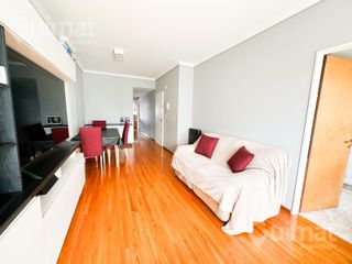 Foto 6 de 60m2 Villa Urquiza Excelentes 3 amb Super luminoso con balcón al frente