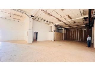 Foto 1 de Carcelén, Bodega en Renta, 500m2, 6 Ambientes