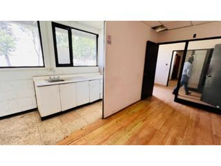 Foto 10 de Carcelén, Bodega en Renta, 500m2, 6 Ambientes