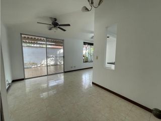 Foto 2 de Se alquila casa en hacienda el castillo-Jamundi