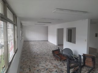 Foto 11 de Se Alquila Casa Comercial Esquinera Avenida Bolívar Norte Armenia