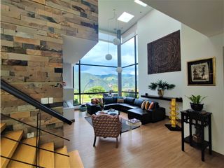 Foto 3 de VENTA CASA CONJUNTO CASA DE CAMPO LA CALERA CUNDINAMARCA