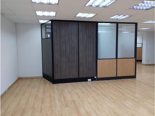 Foto 11 de La Carolina, Oficina en  Renta, 125m2, 5 Ambiente, 2 Baños.