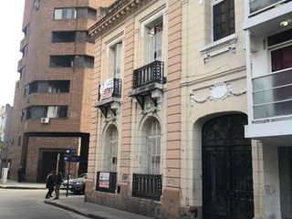 Foto 2 de Importante propiedad esquina (Dean Funes y Urquiza) - Destino Comercial