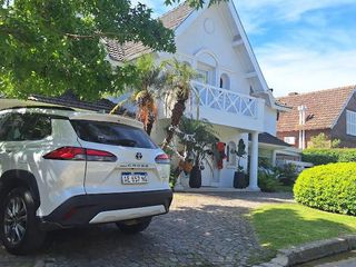 Foto 3 de Excelente casa en Alquiler en Barrio Cerrado San Isidro Chico, Beccar