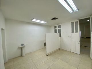 Foto 15 de ARRIENDO CASA PARA OFICINA O CONSULTORIO CENTRO DE SANTA MARTA