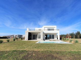 Foto 41 de Casa - Albanueva, lote al Río