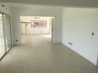 Foto 16 de Casa en venta 6 Ambientes - El  Cantón