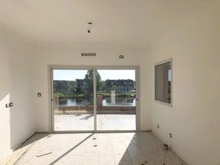 Foto 5 de Casa en venta 6 Ambientes - El  Cantón
