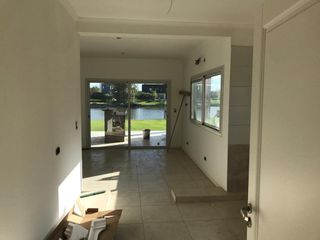 Foto 17 de Casa en venta 6 Ambientes - El  Cantón