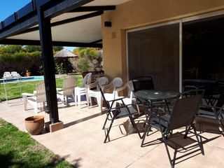 Foto 3 de Casa en Barrio Cerrado en alquiler temporario - Funes