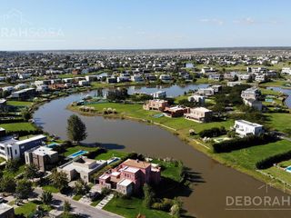 Foto 7 de Casa en Venta 4 ambientes lote interno con pileta - El Cantón Zona Norte Escobar