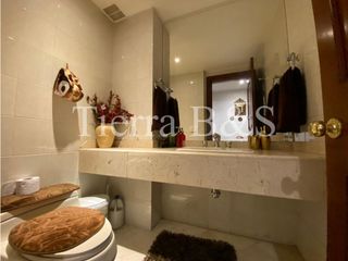 Foto 14 de VENTA DE CASA / APARTAMENTO EN CHICO,  270 M2 POR $2.000'000.000