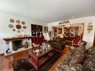 Foto 6 de VENTA DE CASA / APARTAMENTO EN CHICO,  270 M2 POR $2.000'000.000