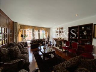 Foto 3 de VENTA DE CASA / APARTAMENTO EN CHICO,  270 M2 POR $2.000'000.000