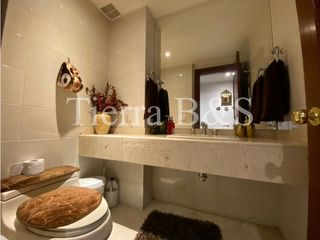 Foto 13 de VENTA DE CASA / APARTAMENTO EN CHICO,  270 M2 POR $2.000'000.000