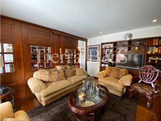Foto 9 de VENTA DE CASA / APARTAMENTO EN CHICO,  270 M2 POR $2.000'000.000